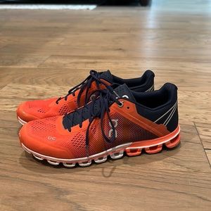 On cloud cloudflow sneaker